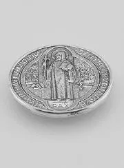 Selbstklebende Plakette mit dem Heiligen Benedikt – 33mm