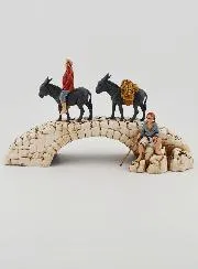 Krippenfigur Esel auf einer Brücke – Höhe 6 cm
