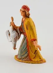 Krippenfigur Mann mit Huhn – 6 cm