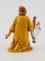 Krippenfigur Mann mit Huhn – 6 cm