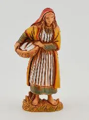 Krippenfigur Frau mit Wäschekorb – 6cm