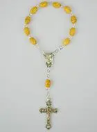 Zehner-Rosenkranz aus Holz mit Lourdes Wasser
